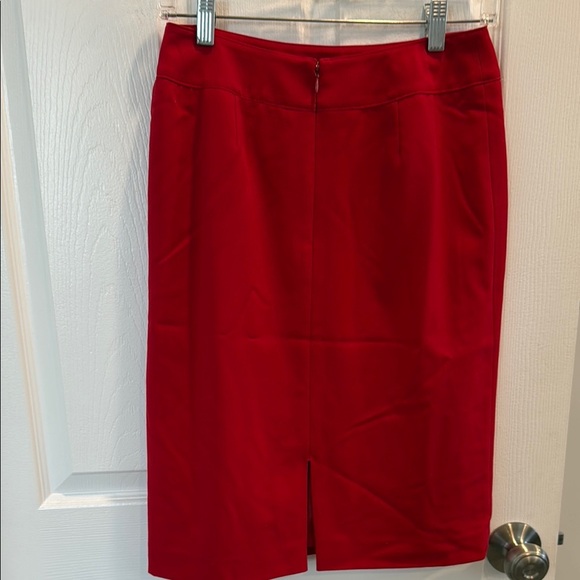 Tahari Red Pencil Skirt with Sleek Design - Picture 9 of 11